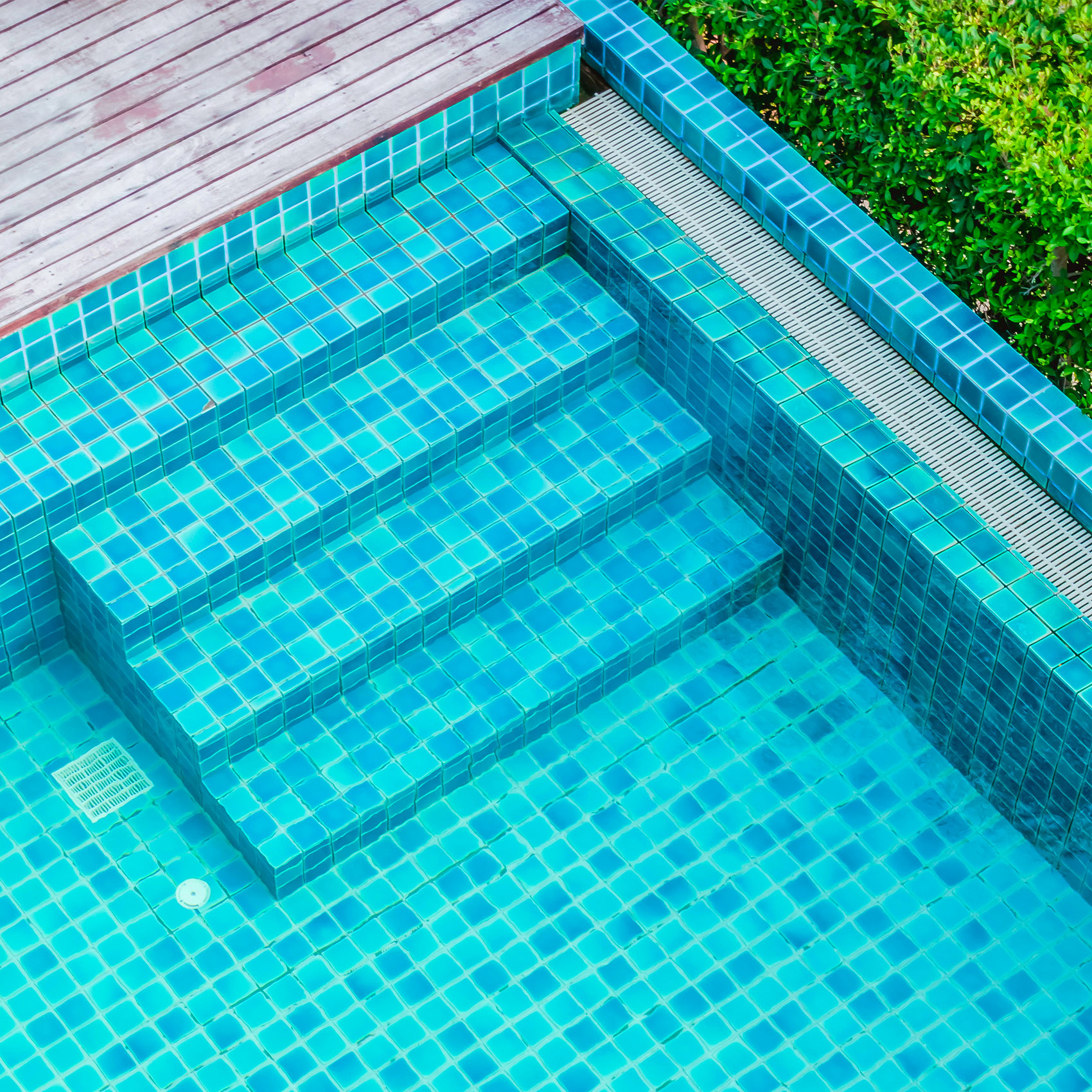 Rénovation des carreaux de piscine